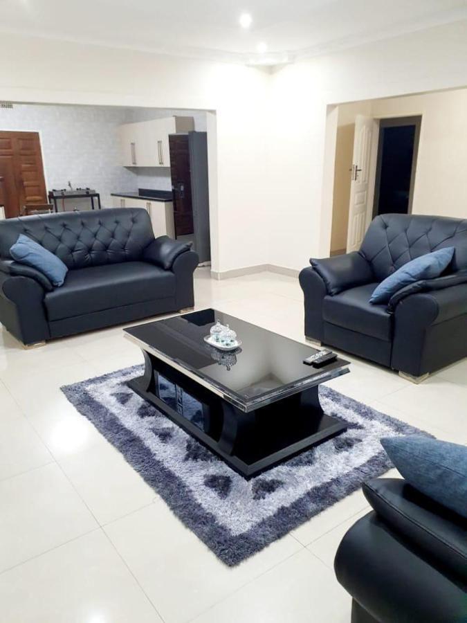 Artem Apartments - Apartment 2 Kitwe Экстерьер фото